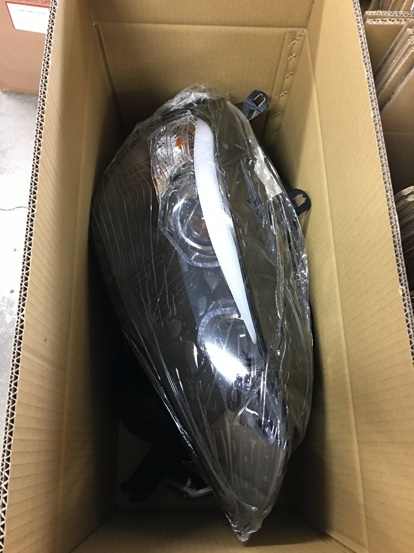 CrazyTheGod X5 E70 Second generation 2007-2010 Pre-Facelift SUV LED DRL U-Bar Projector HID Headlight Headlamp W/ Motor Black for BMW LHD