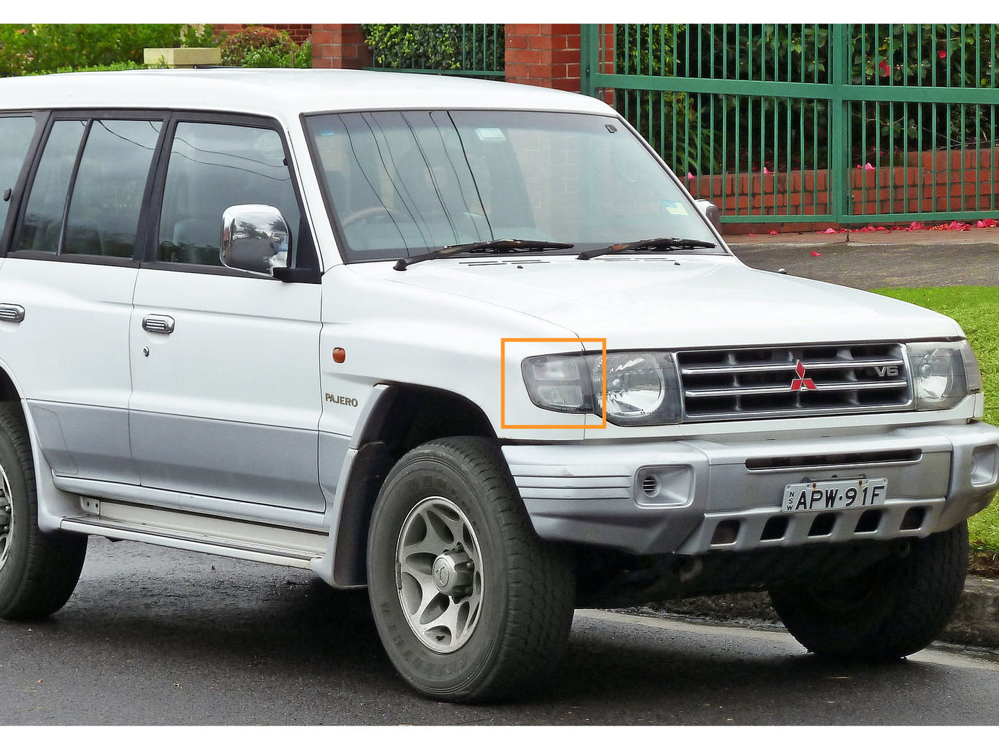CrazyTheGod Pajero thế hệ thứ hai 1997-1999 SUV 3D/5D Đèn góc trong suốt màu đen cho Mitsubishi