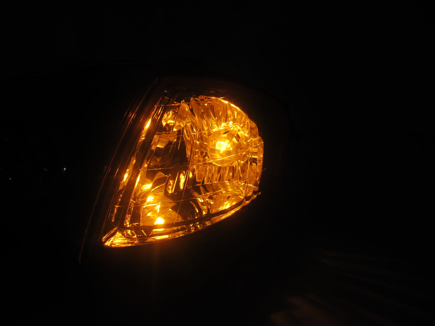 CrazyTheGod Allegro BJ 1998-2003 Sedan/Wagon CORNER LIGHT SIDE INDICATOR Repeate Yellow for MAZDA