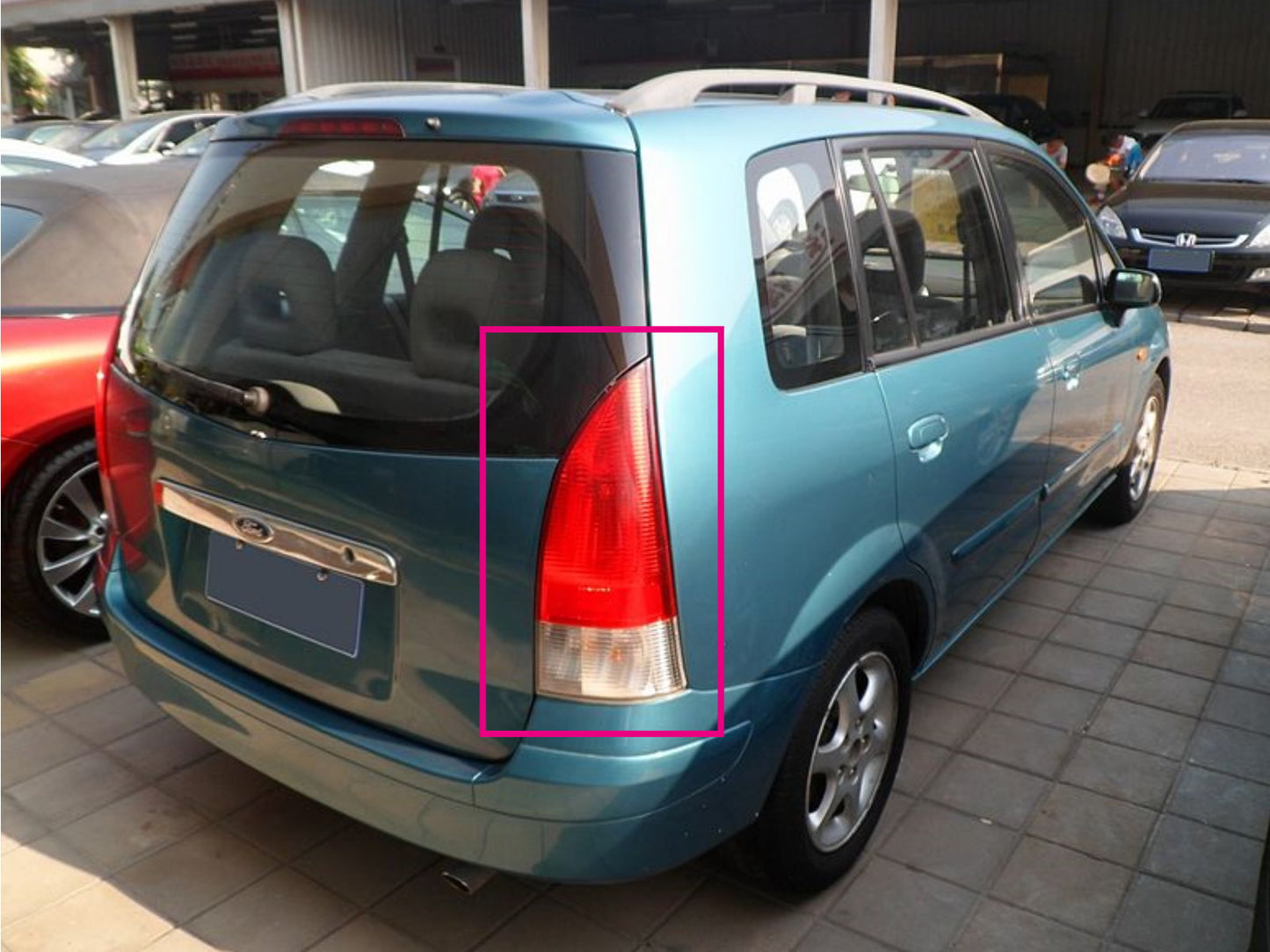 CrazyTheGod Ixion/MAV ไฟท้ายแบบใสสีแดง รุ่นปี 1999-2001 ก่อนปรับโฉม MPV 5D สำหรับ FORD