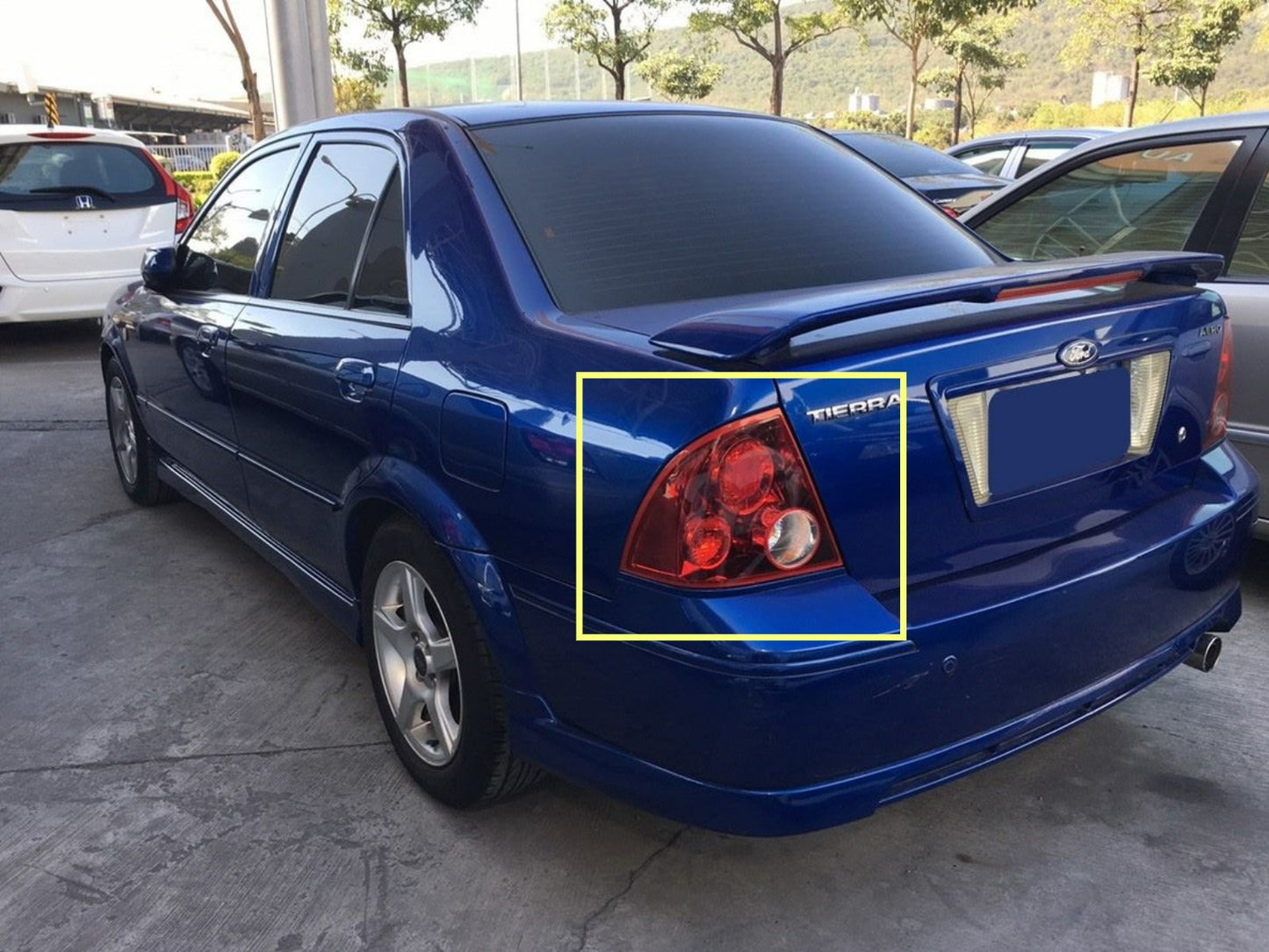 CrazyTheGod Tierra RS/LS 2000-2005 Sedan 4D Clear Tail Rear Light Black Taiwan for FORD