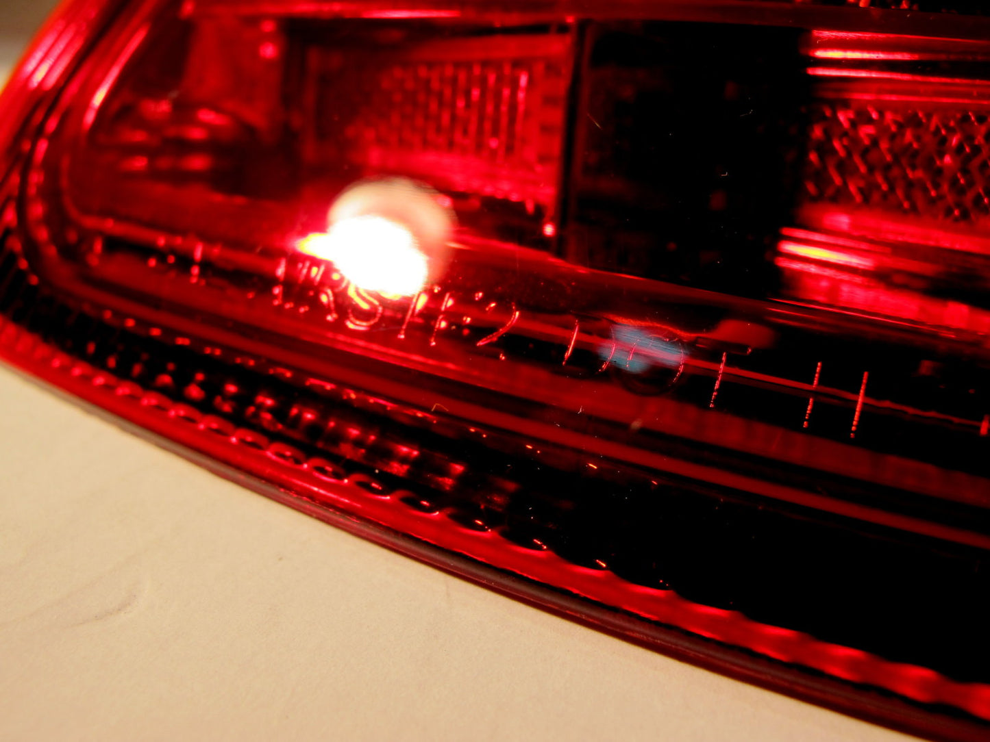 ไฟท้าย LED 2D แบบคูเป้/เปิดประทุน CrazyTheGod CARRERA 911 997 รุ่นปี 2005-2008 ก่อนปรับโฉม PORSCHE สีแดง/ควันบุหรี่ V1