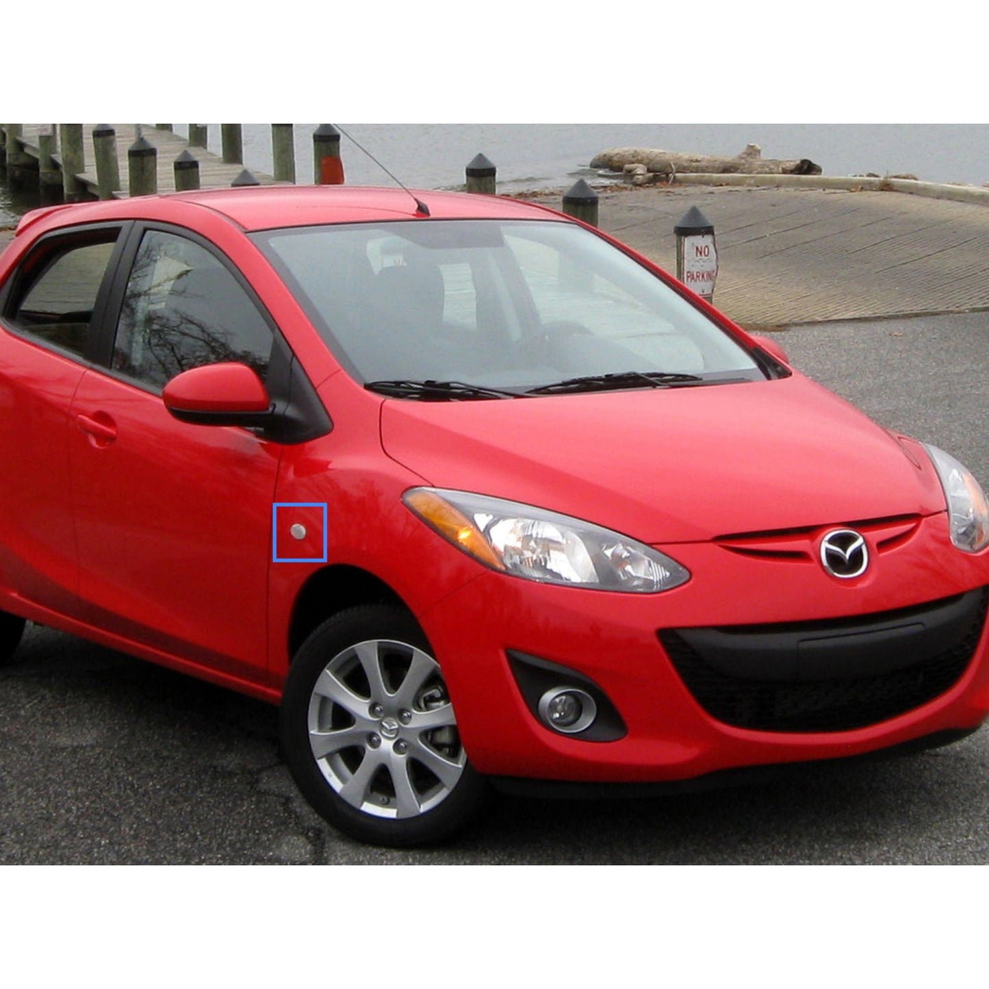 CrazyTheGod Mazda2/Demio DE รุ่นที่ 3 ซีดาน/แฮทช์แบ็ก 3D/4D/5D LED ไฟเลี้ยวแบบไดนามิกด้านข้างสำหรับ MAZDA สีควัน