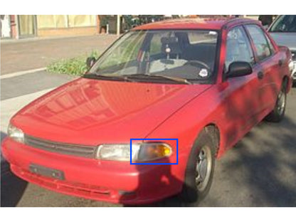 CrazyTheGod Colt รุ่นที่ 7 รถเก๋ง 4 ประตู 4 ประตู Clear Corner Light อำพัน/เหลือง สำหรับ PLYMOUTH ปี 1993-1994