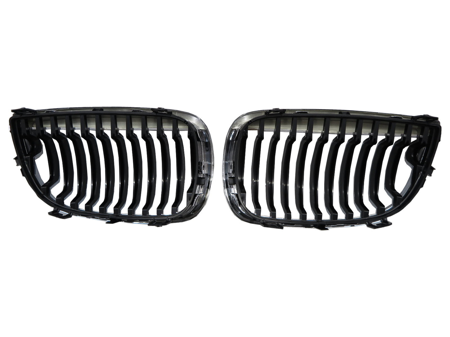 CrazyTheGod 1-Series E81/E82/E87/E88 First generation 2004-2007 Hatchback 5D M6Look GRILLE/GRILL Chrome/Black for BMW