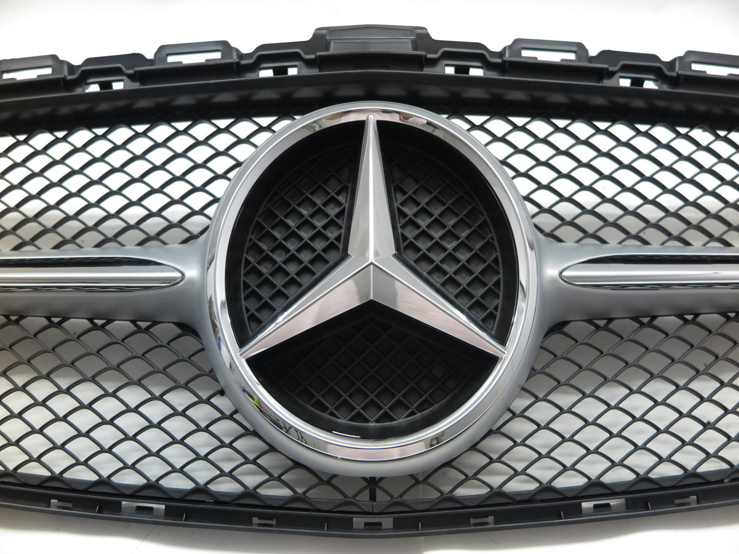 CrazyTheGod C-CLASS W205 2014-present Sedan 4D C63 Look GRILLE/GRILL CHROME/SILVER for Mercedes-Benz