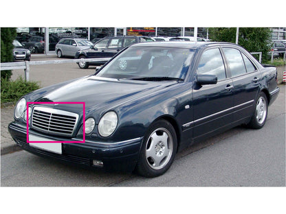 CrazyTheGod W210 1995-1999 Pre-Facelif GRILLE/GRILL 4FIN CHROME/SILVER for Mercedes-Benz V2