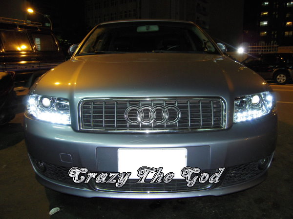 CrazyTheGod A4 A4/S4 B6 8E 2001-2005 Wagon/Sedan 4D/5D ไฟหน้าโปรเจคเตอร์ R8Look โครเมียมสำหรับ AUDI RHD