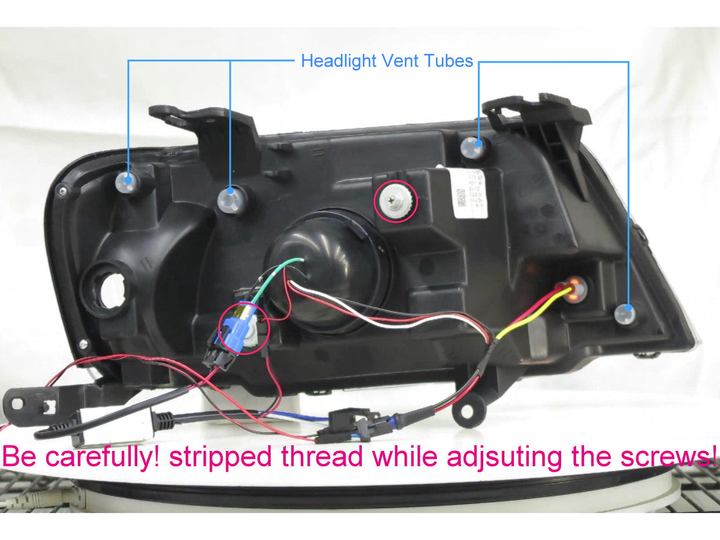 CrazyTheGod ESCAPE Thế hệ đầu tiên 2000-2003 Trước khi nâng cấp SUV 5D Guide LED Angel-Eye Projector Headlight Đèn pha màu đen cho FORD RHD