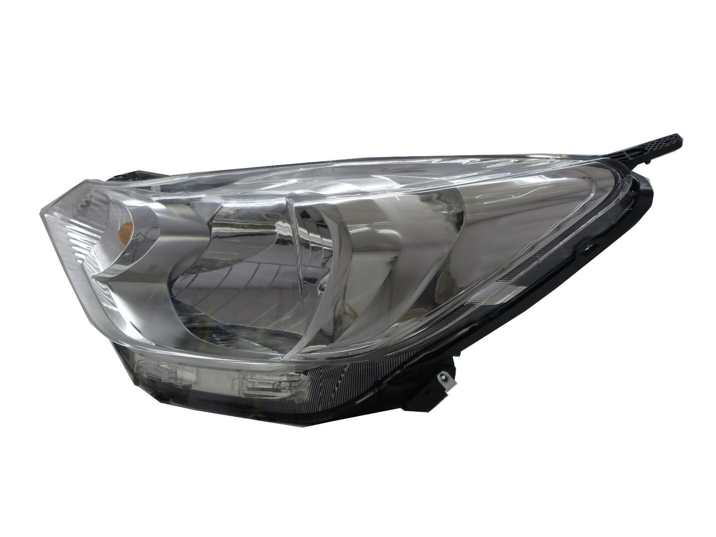 CrazyTheGod Sail Third generation 2015-present Sedan 4D Clear Headlight Headlamp Chrome for CHEVROLET CHEVY LHD