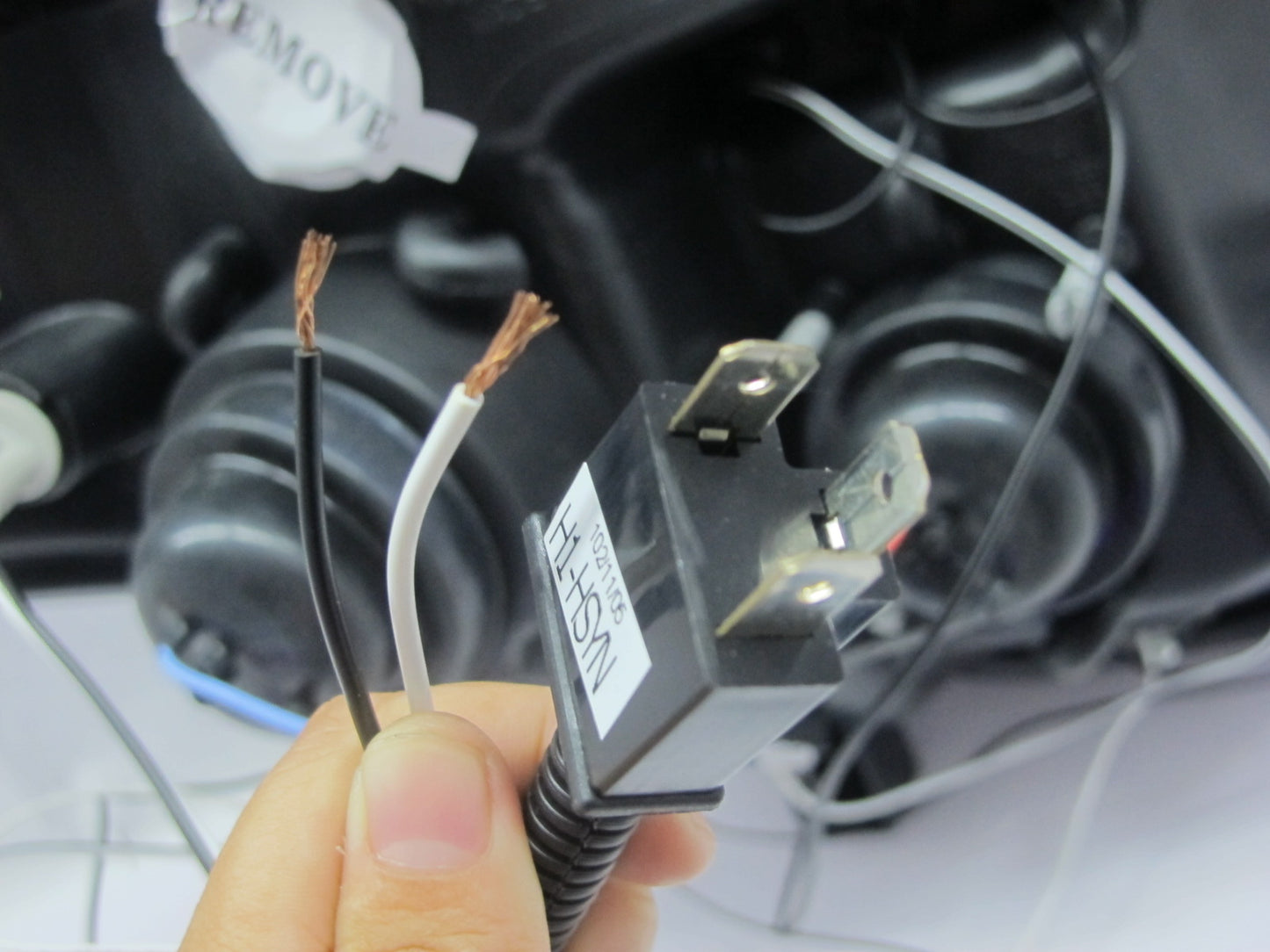 CrazyTheGod FRONTIRE NAVARA D40 Second generation 2005-2010 PRE-FACELIFT Truck 2D/4D LED Halo Projector Headlight Headlamp Black for NISSAN LHD