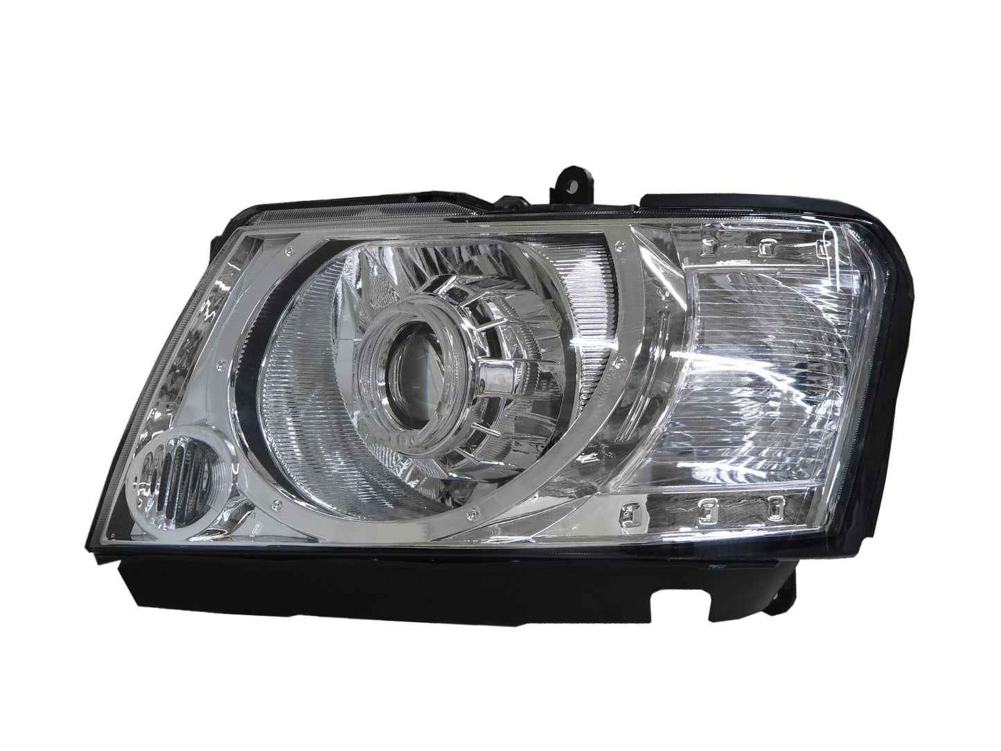 CrazyTheGod Patrol GU4 Y61 Fifth generation 2004-present SUV 5D Guide LED Angel-Eye Projector Headlight Headlamp Chrome for NISSAN LHD