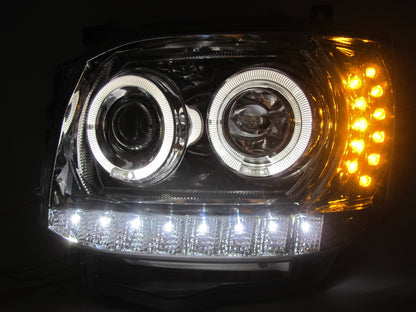 CrazyTheGod HIACE H200 2010-2014 ไฟหน้าโปรเจคเตอร์ Angel-Eye LED DRL R8Look โครเมียม สำหรับ TOYOTA LHD