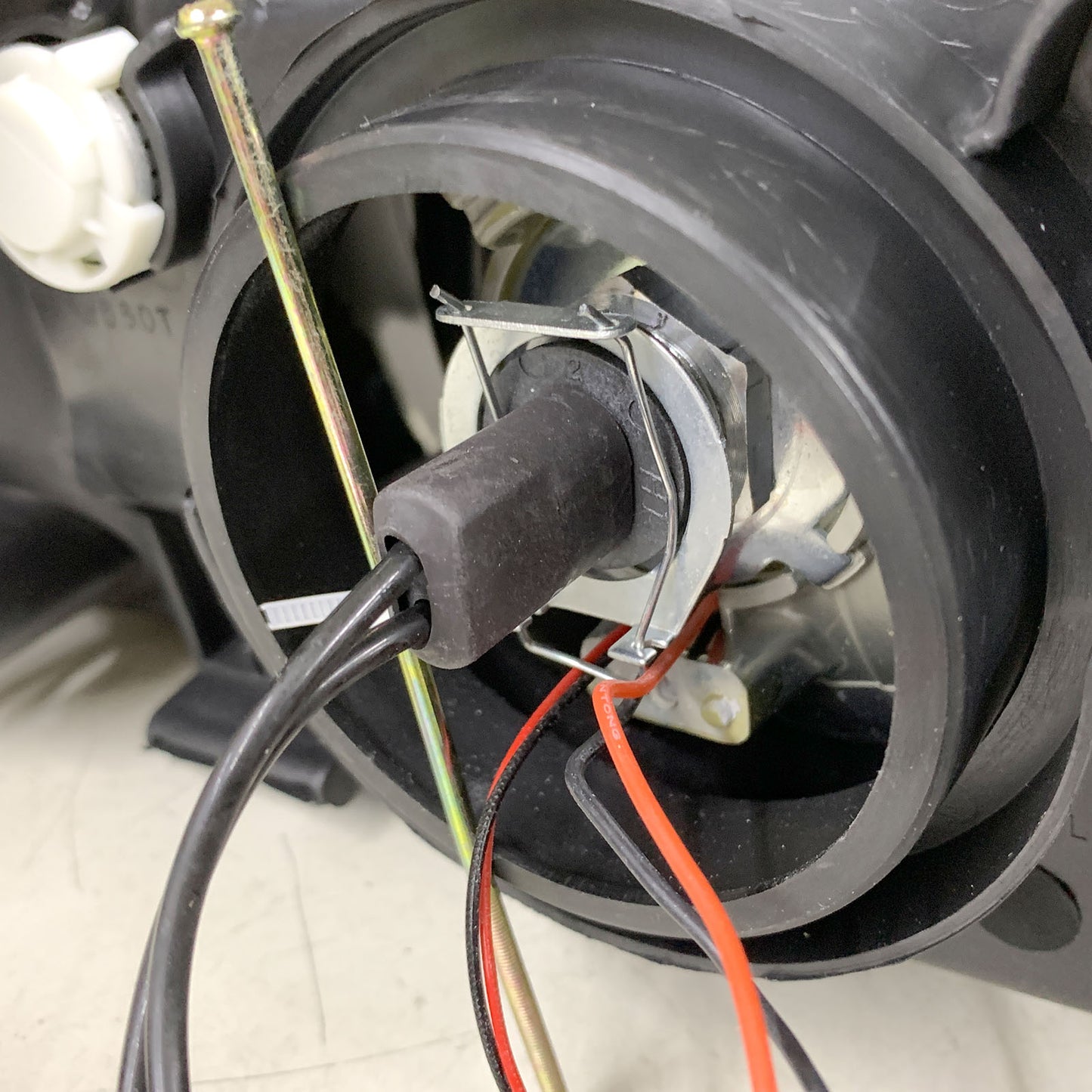 CrazyTheGod PRIUS XW20 Second generation 2006-2009 Hatchback 5D Guide LED Angel-Eye Projector Headlight Headlamp Chrome for TOYOTA RHD