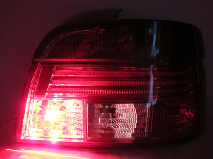 CrazyTheGod E39 PRE-FACELIFT 5-SERIES SEDAN 1995-2000 LED Tail Rear Light Lamp V1 RED/CLEAR for BMW