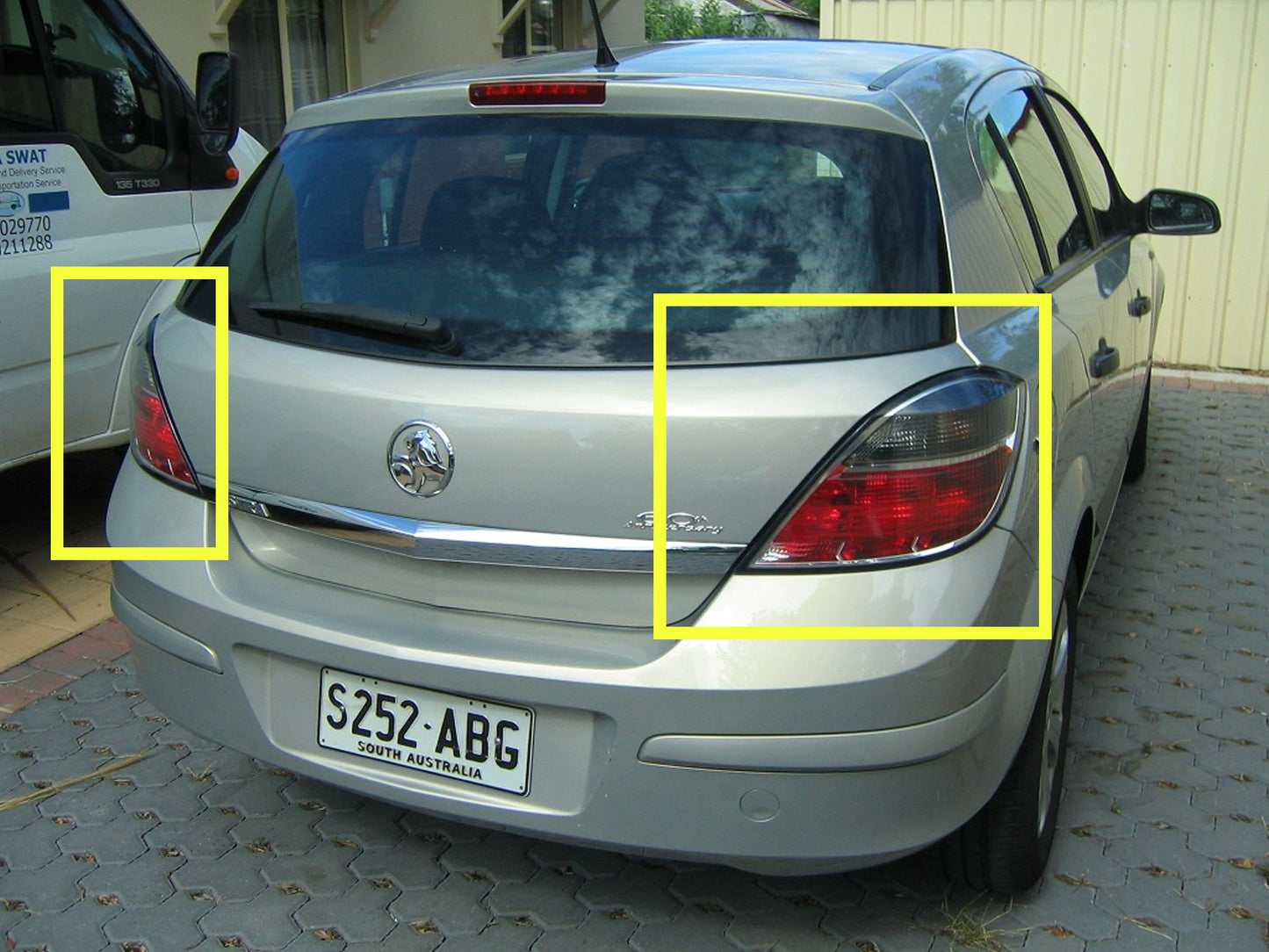 CrazyTheGod Astra H AH ไฟท้าย LED แบบ 5D รุ่นที่ 5 สำหรับรถ HOLDEN ปี 2004-2012 รุ่น Hatchback สีโครเมียม