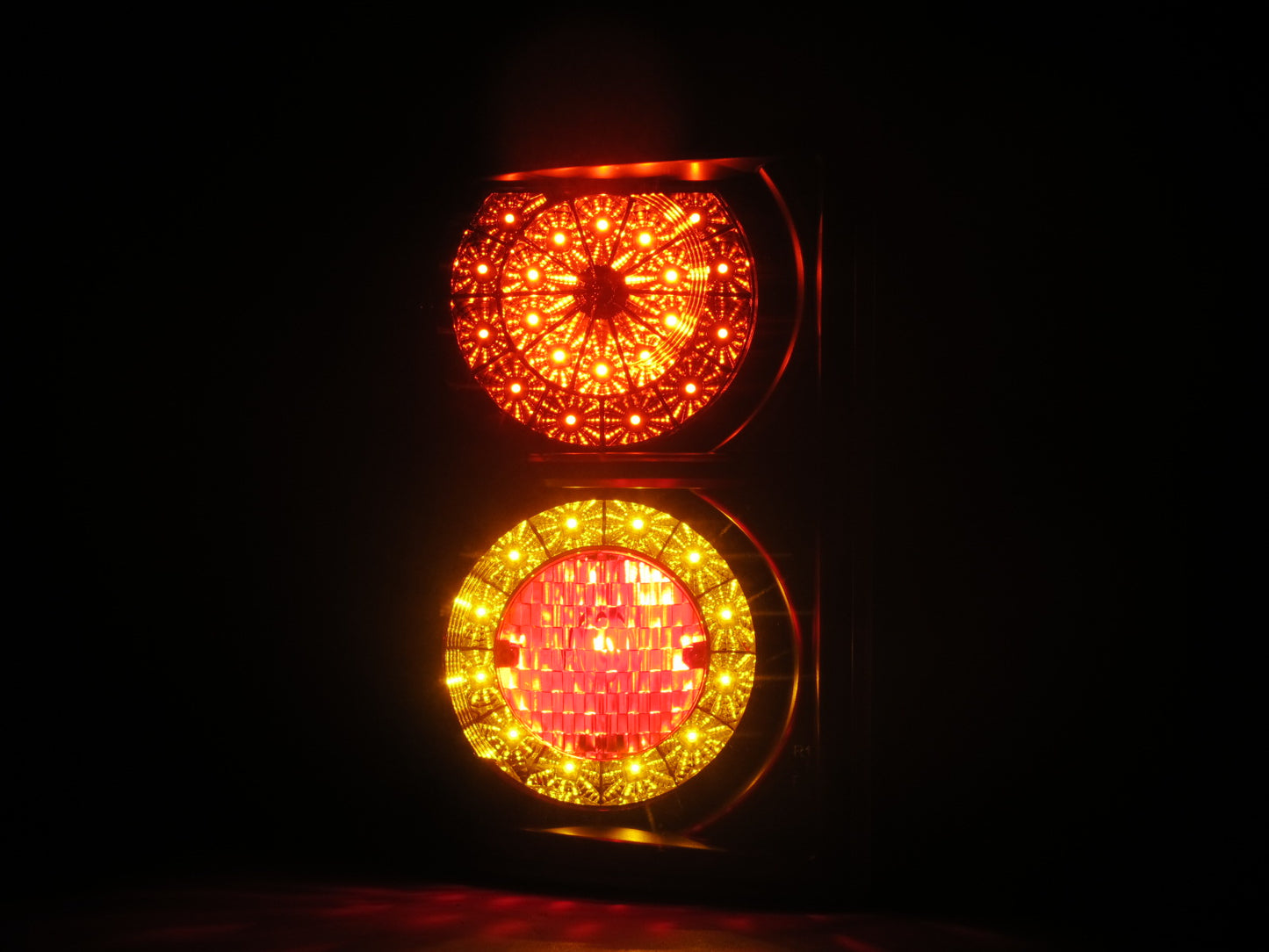 ไฟท้าย LED 5D โครเมียม สำหรับรถ SUV รุ่น CrazyTheGod Range Rover รุ่นที่ 3 ปี 2002-2012 รุ่น LAND ROVER